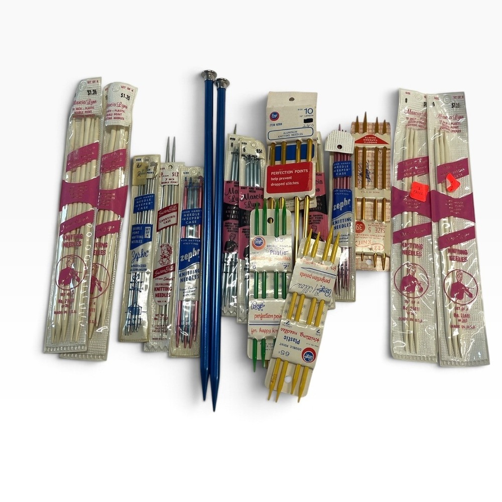 Boye Susan Bates Vintage Knitting Needle Lot Mixed Sizes Colors Aluminum Plastic